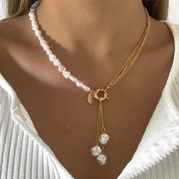 Ella – Kette aus Gold und eleganten Perlen