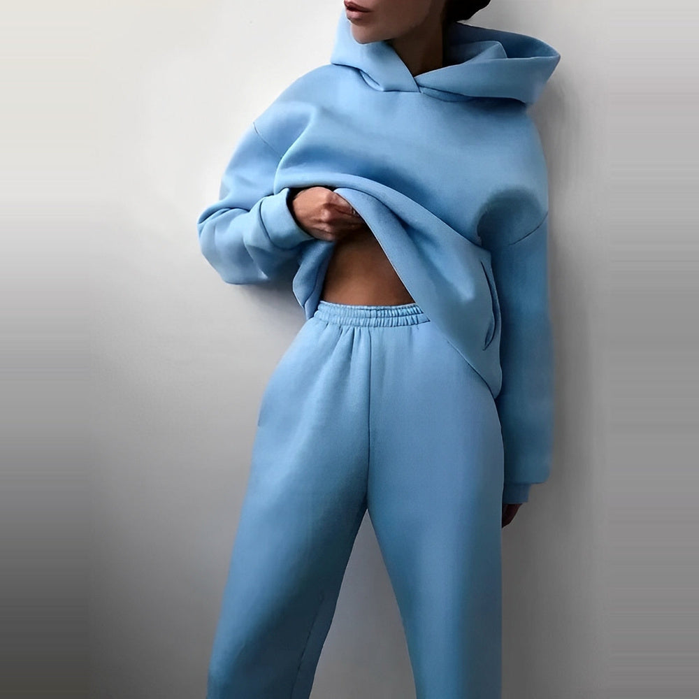 Nora – Damen-Set mit Kapuzenpullover und Jogginghose