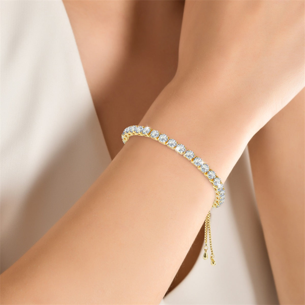 Nami – Glänzende Tennisarmband in Opal