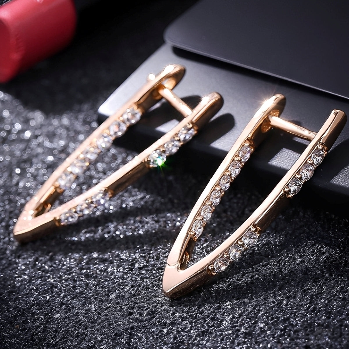 Cleah – Elegante Ohrringe aus goldfarbener Zirkonia