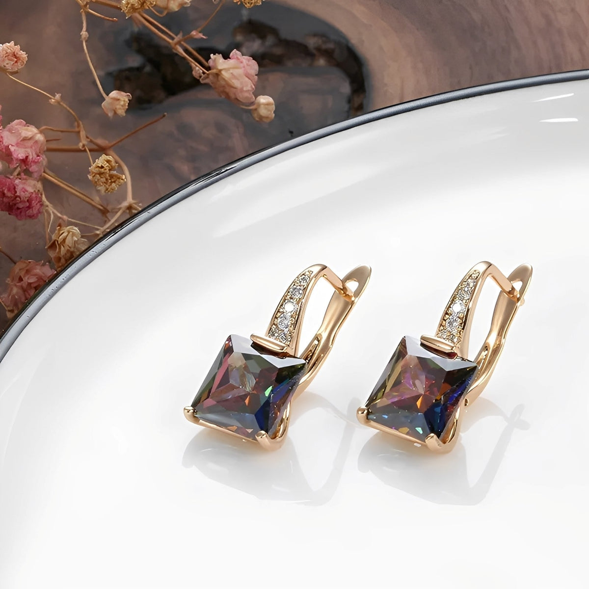Celina – Ohrringe aus Gold mit bunten Zirkonien