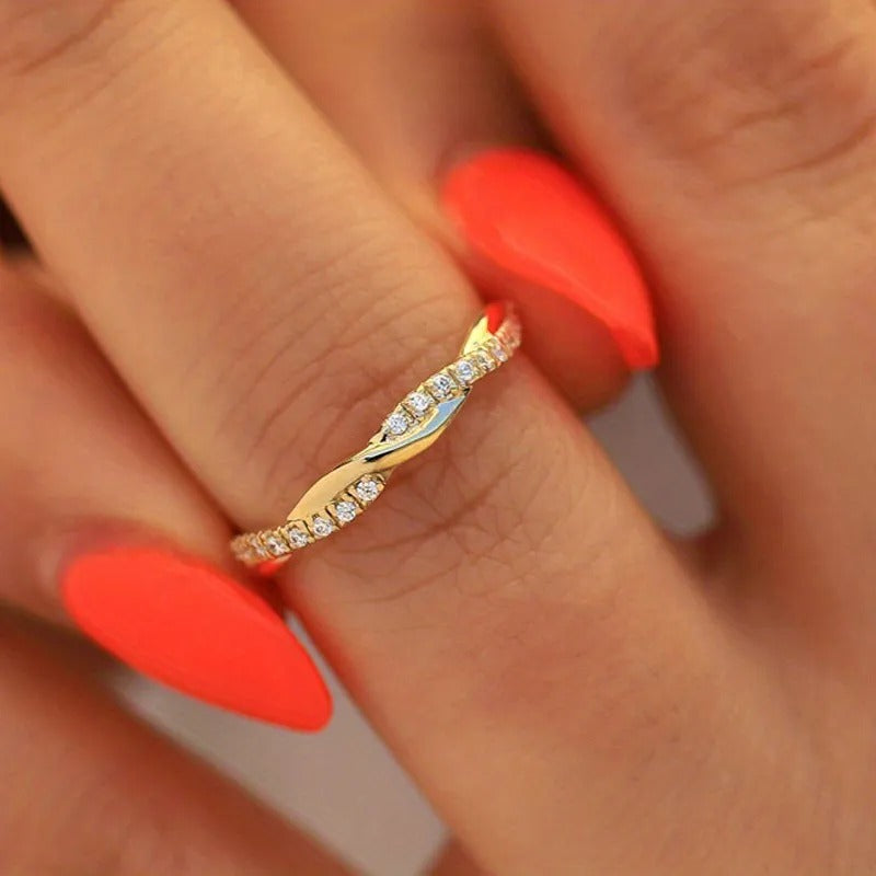 Livia – Anillo Kreuz Moda Chic