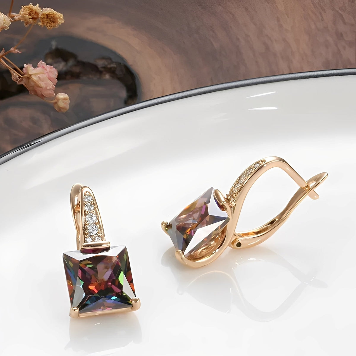 Celina – Ohrringe aus Gold mit bunten Zirkonien
