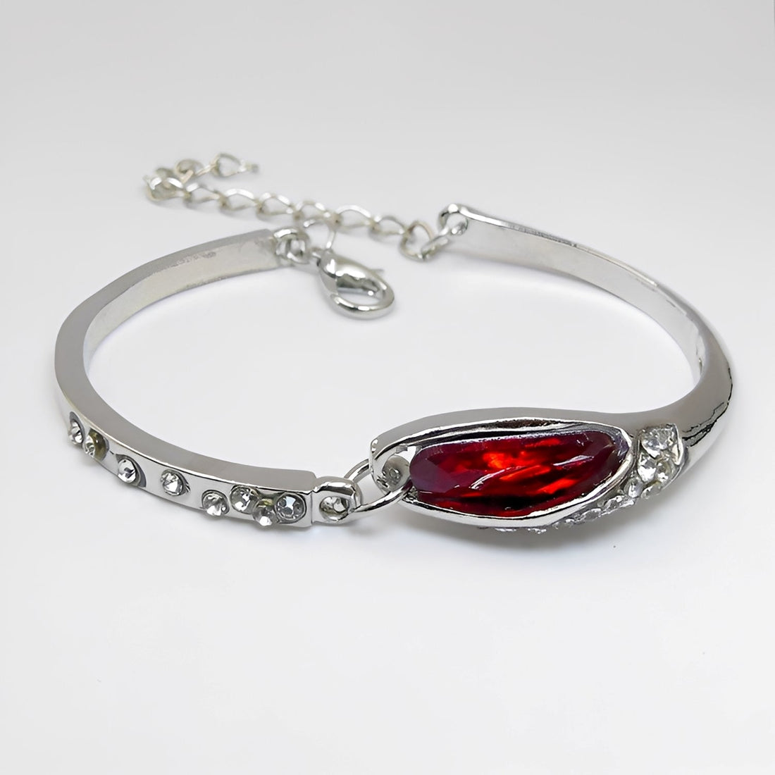 Miku – Elegante Armband, verziert mit Saphiren
