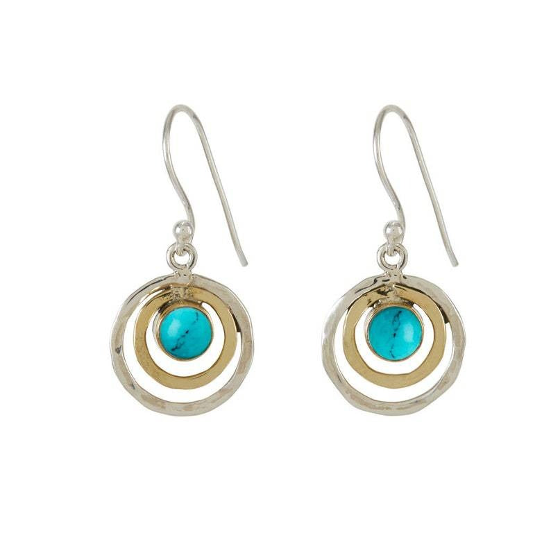 Nayah – Pendientes Boho Saturno mit Turquoise Stein, Finish in Silber und Gold