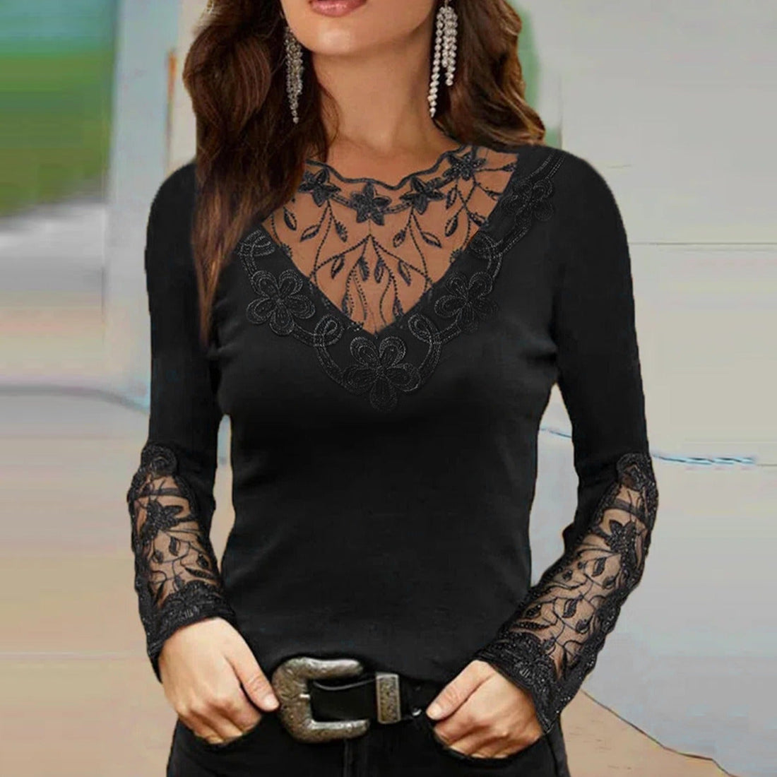 Eliza – Elegante Bluse aus Spitze