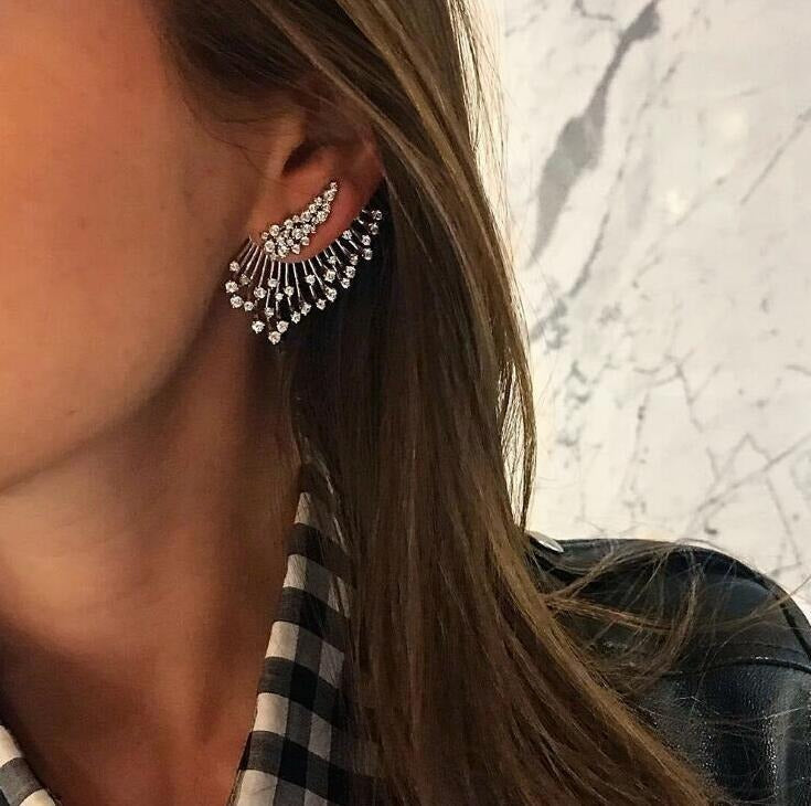 Aileen – Ohrringe asymmetrisch mit Diamanten