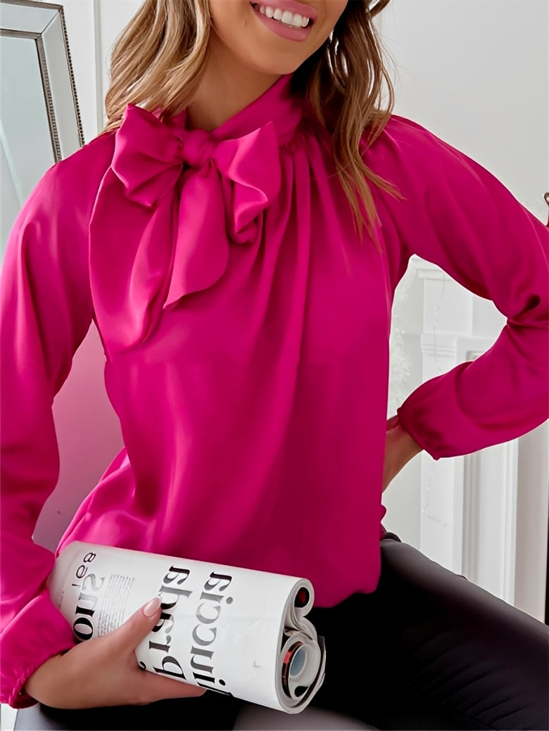 Juliette – Stilvolle Bluse mit Schleifenkragen