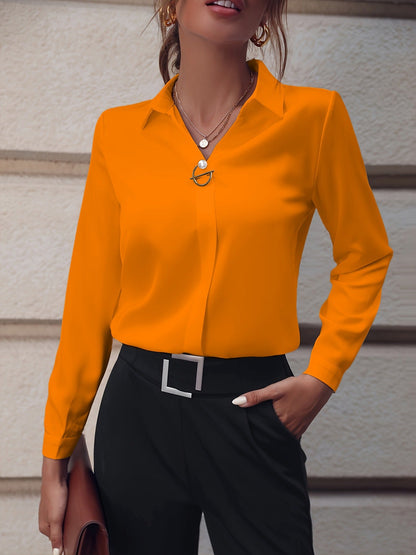 Claire – Stilvolle Unifarbene Bluse