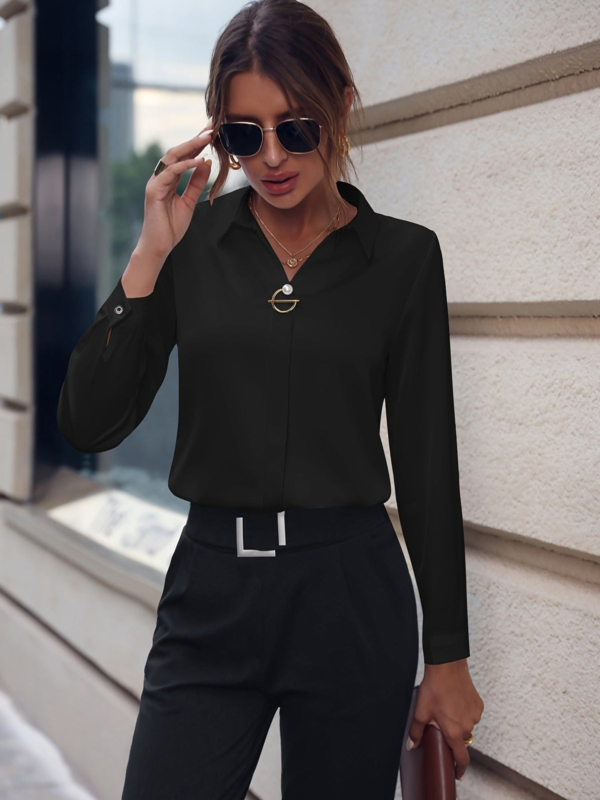 Claire – Stilvolle Unifarbene Bluse