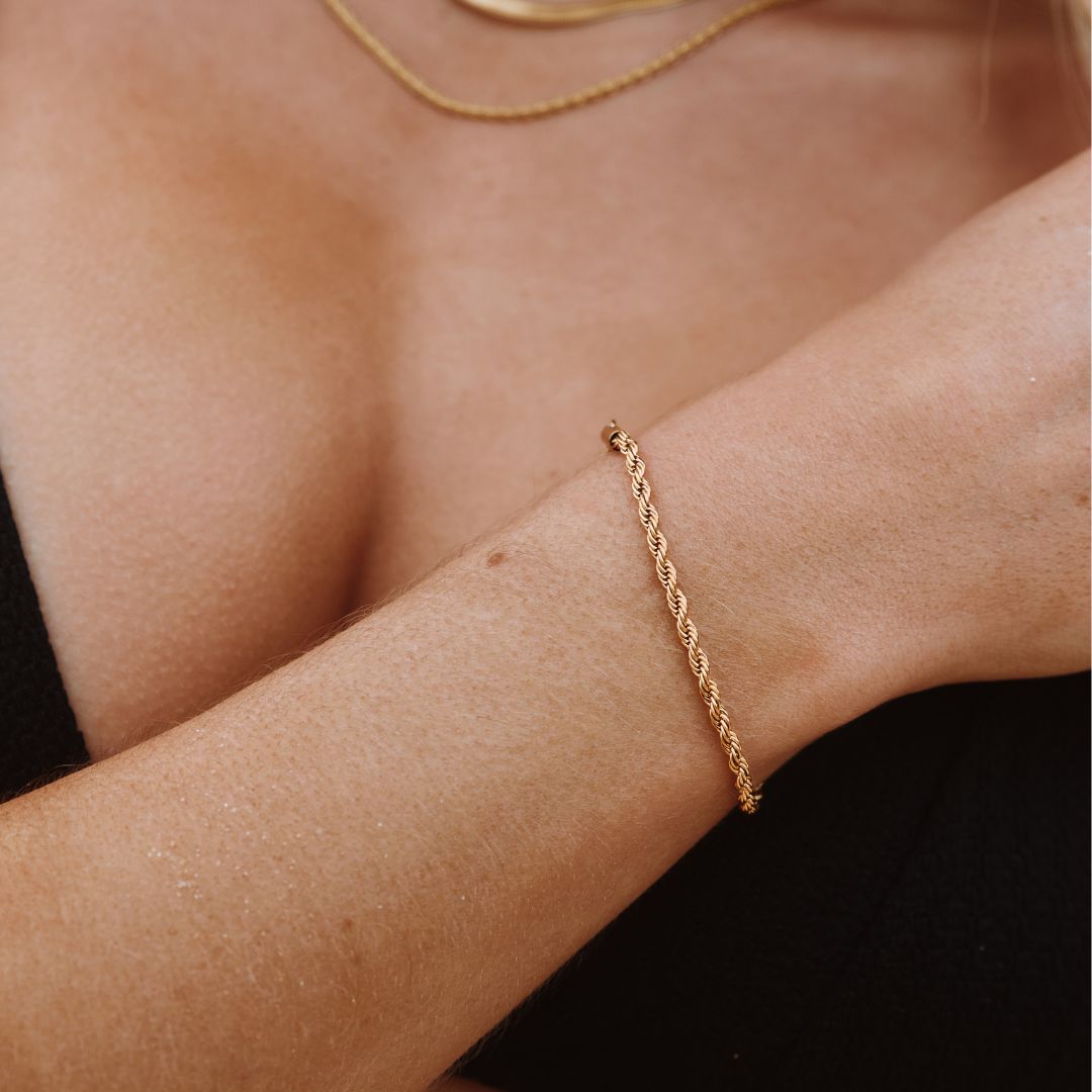 Calvi – Pulsera mit geflochtenem Goldkettchen