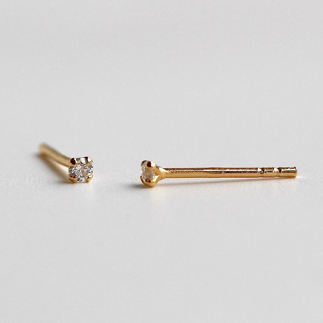 Sloane - Mini Ohrringe Glitzernd von 2mm