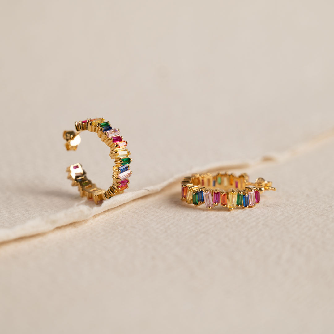 Veronica - Ohrringe aus goldenen Regenbogenringen